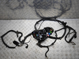 блок предохранителей Volkswagen Touareg 1 поколение [рестайлинг] 2008, 3.0 л., TDi, BKS, дизель, АКПП, чёрный, внедорожник 5 дв., полный привод, правый руль, 7L0937503D