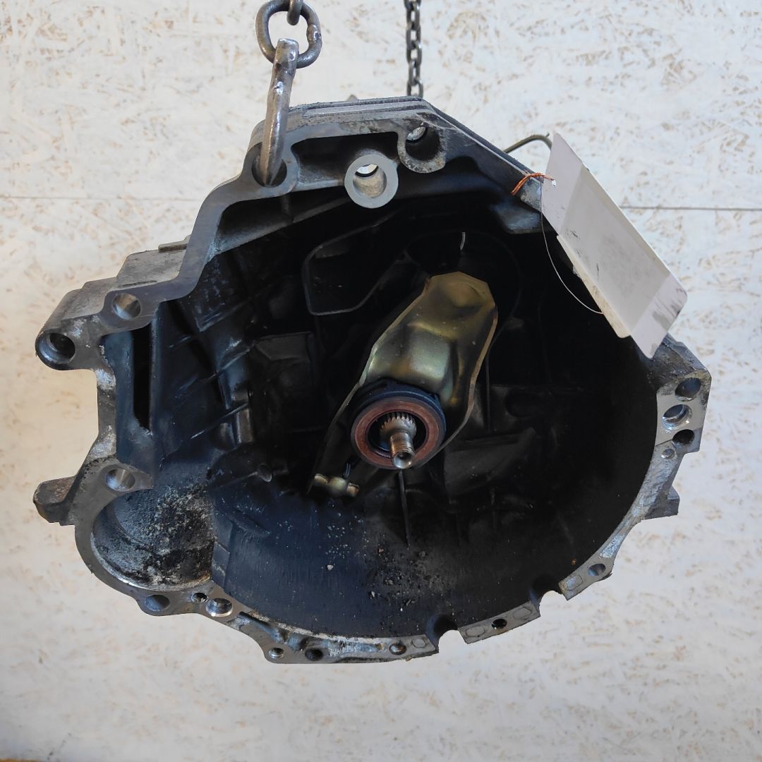 КПП механическая (МКПП) Audi A4 B5 1999, 1.8 л., ARG, бензин, 5МКПП, передний привод, DWA - фото №1
