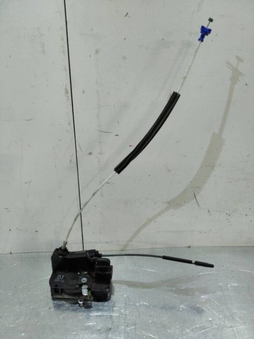 замок двери передней левой Opel Zafira 1 поколение (A) 2000, 24414116 - фото №1