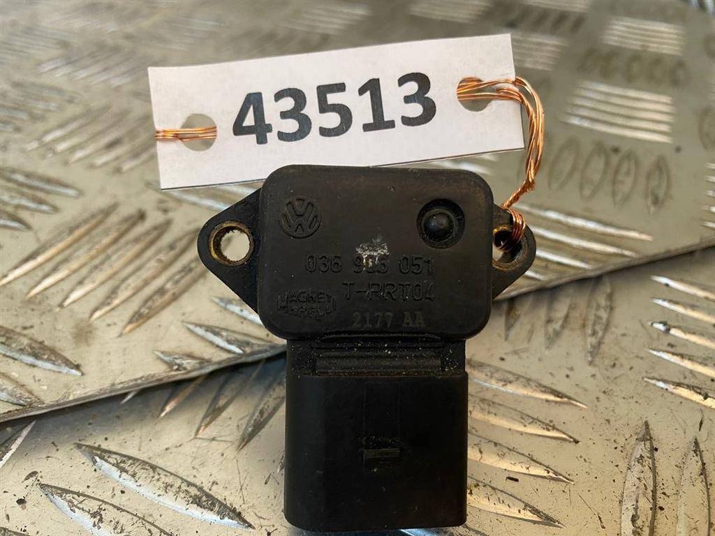 датчик абсолютного давления Volkswagen Polo 3 поколение 1997, 1.4 л., i, бензин, МКПП, 36906051 - фото №1