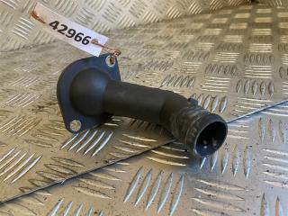 фланец (тройник) системы охлаждения Volkswagen Passat B6 2006, 2.0 л., TDi, дизель, 06A121121C