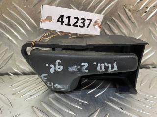 ручка внутренняя передняя правая Volkswagen Golf 3 поколение 1995, 1H0837142