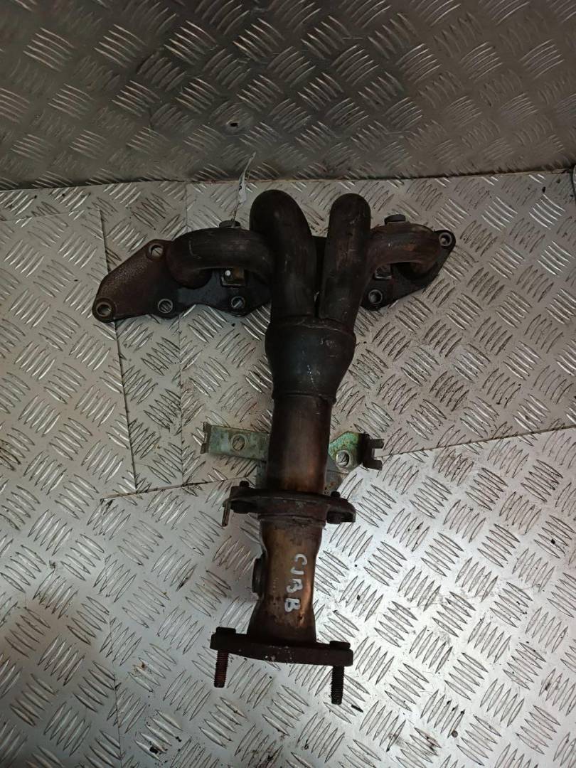 коллектор выпускной Ford Mondeo 3 поколение 2001, 2.0 л., i, бензин - фото №1