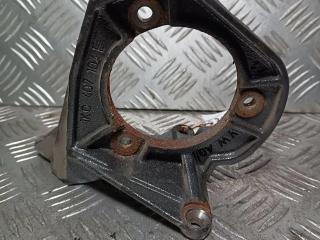 кронштейн полуоси Volkswagen Touran 1 поколение 2004, 2.0 л., TDi, дизель, МКПП, 1K0407104E