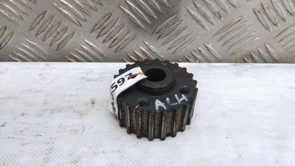 шестерня Volkswagen Golf 4 поколение 1998, 1.9 л., TDi, дизель, 038105263E - фото №1