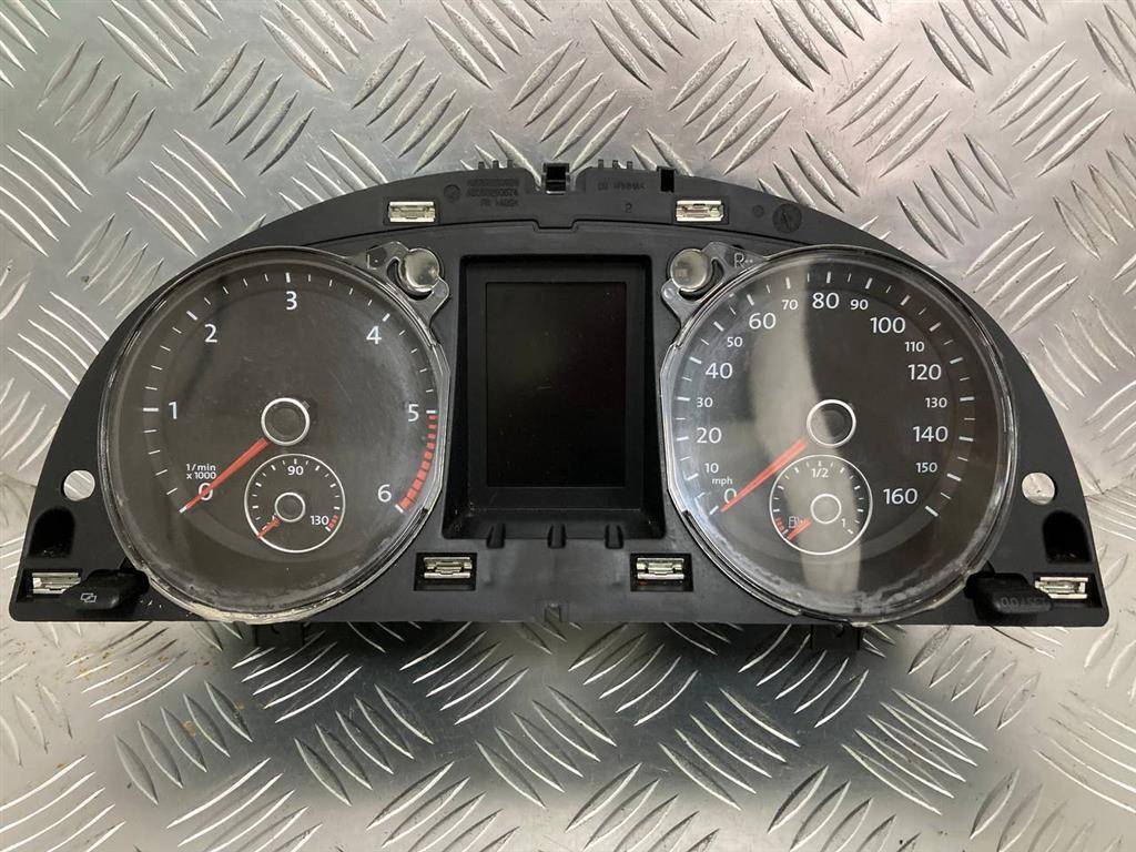 щиток приборов (приборная панель) Volkswagen Passat B6 2010, 1.9 л., TDi, дизель, МКПП, 3C0920972J - фото №1