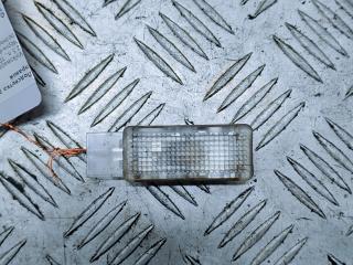 подсветка двери Volkswagen Touareg 1 поколение [рестайлинг] 2007, 2.5 л., TDi, BPE, дизель, АКПП, чёрный, внедорожник 5 дв., полный привод, правый руль, 6L0947565