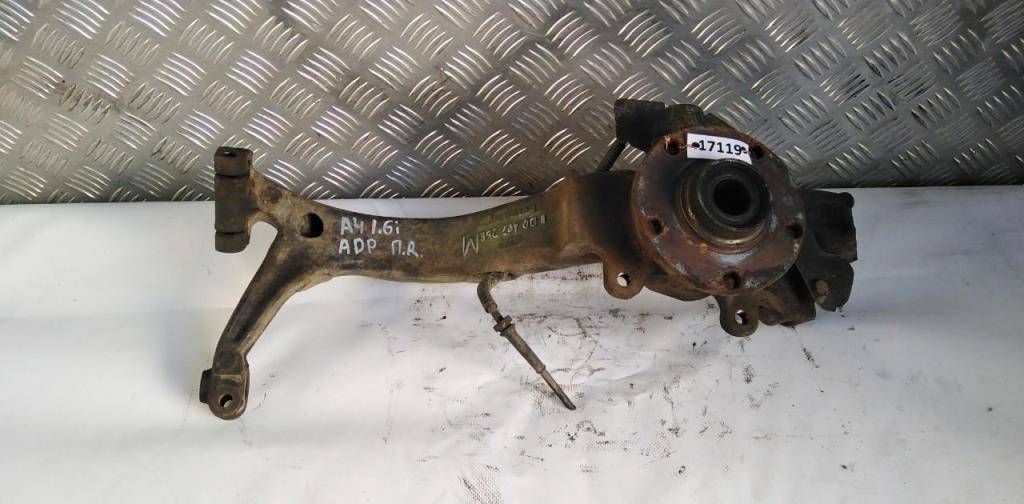 ступица передняя правая Audi A4 B5 1995, 1.6 л., i, бензин, 8D0407258M - фото №1