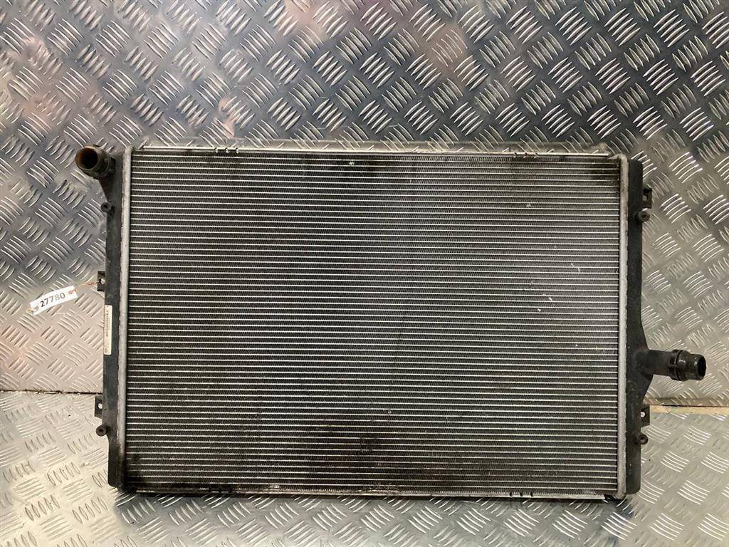 радиатор (основной) Volkswagen Passat B6 2010, 2.0 л., TDi, дизель, МКПП, 3C0121253AR - фото №1