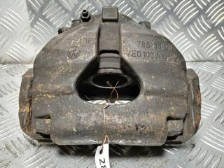 суппорт передний правый Volkswagen Transporter T5 2005, TDi, дизель, 7E0106A