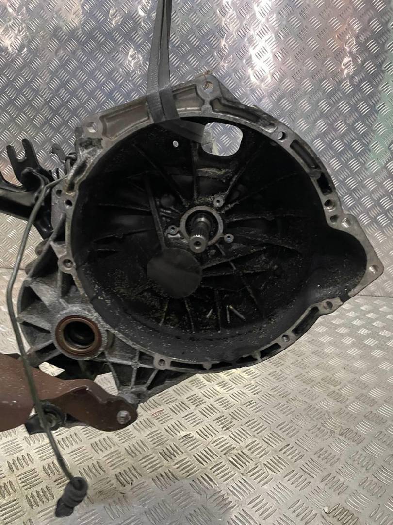 КПП механическая (МКПП) Ford Focus 2 поколение 2008, 1.8 л., TDCi, дизель, 3M5R7201ZE, 18C942 - фото №1