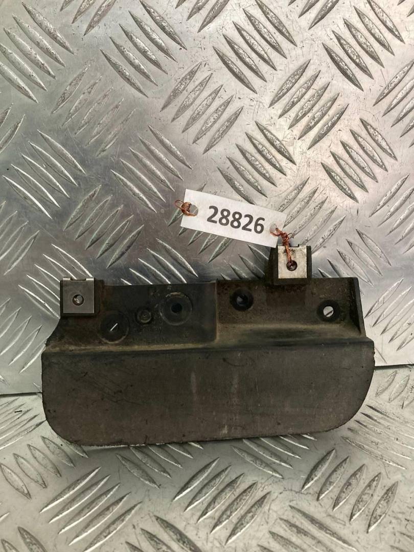 брызговик Audi A6 4F/C6 2005, 3.2 л., i, бензин, 4F0853834 - фото №1