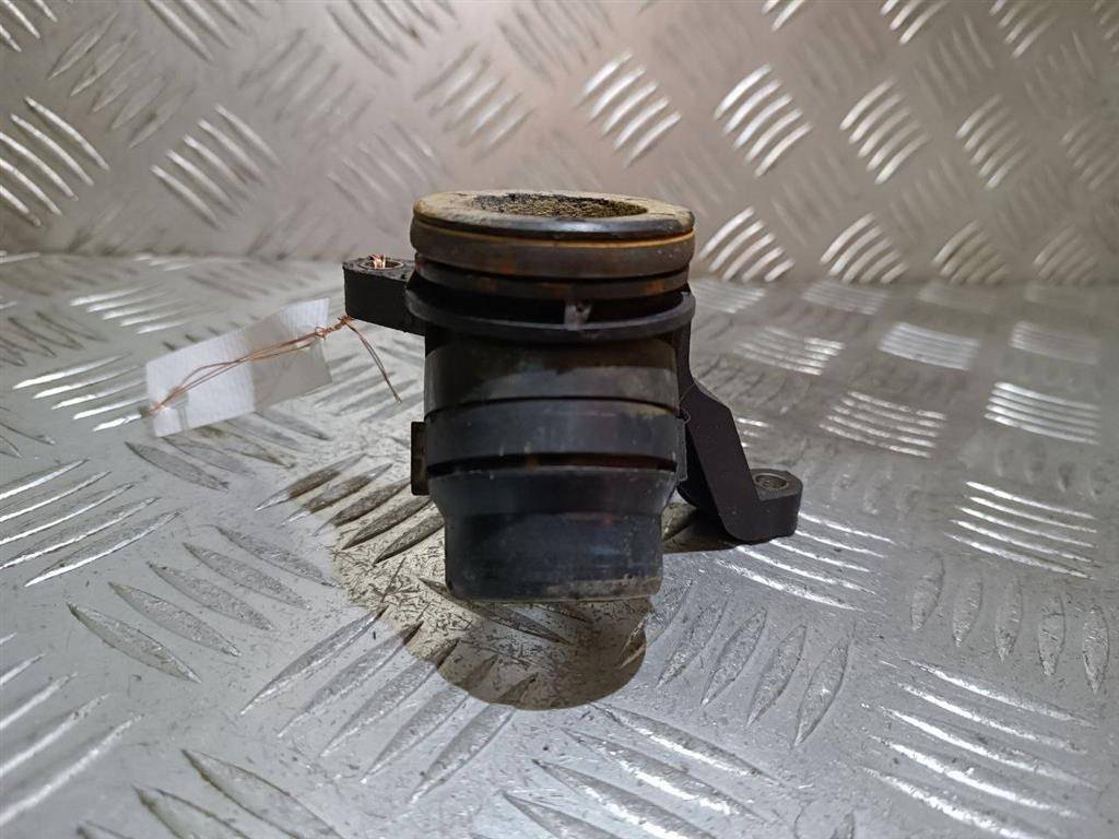 фланец (тройник) системы охлаждения Land Rover Discovery 4 поколение 2010, 3.0 л., DT, дизель, 9X2Q8A544BA - фото №1