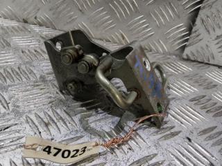 петля двери Audi Q7 4L 2006, 3.0 л., TDi, BUG, дизель, АКПП, бежево-серый, внедорожник 5 дв., полный привод, правый руль, 4L0833411