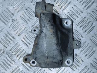 кронштейн двигателя Mercedes-Benz M-Класс W164 2007, 3.0 л., OM 642.940, дизель, АКПП, внедорожник 5 дв., полный привод, A6422230304