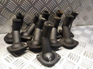 фланец (тройник) системы охлаждения Volkswagen Golf 4 поколение 1999, 1.6 л., i, бензин, 06A121121C