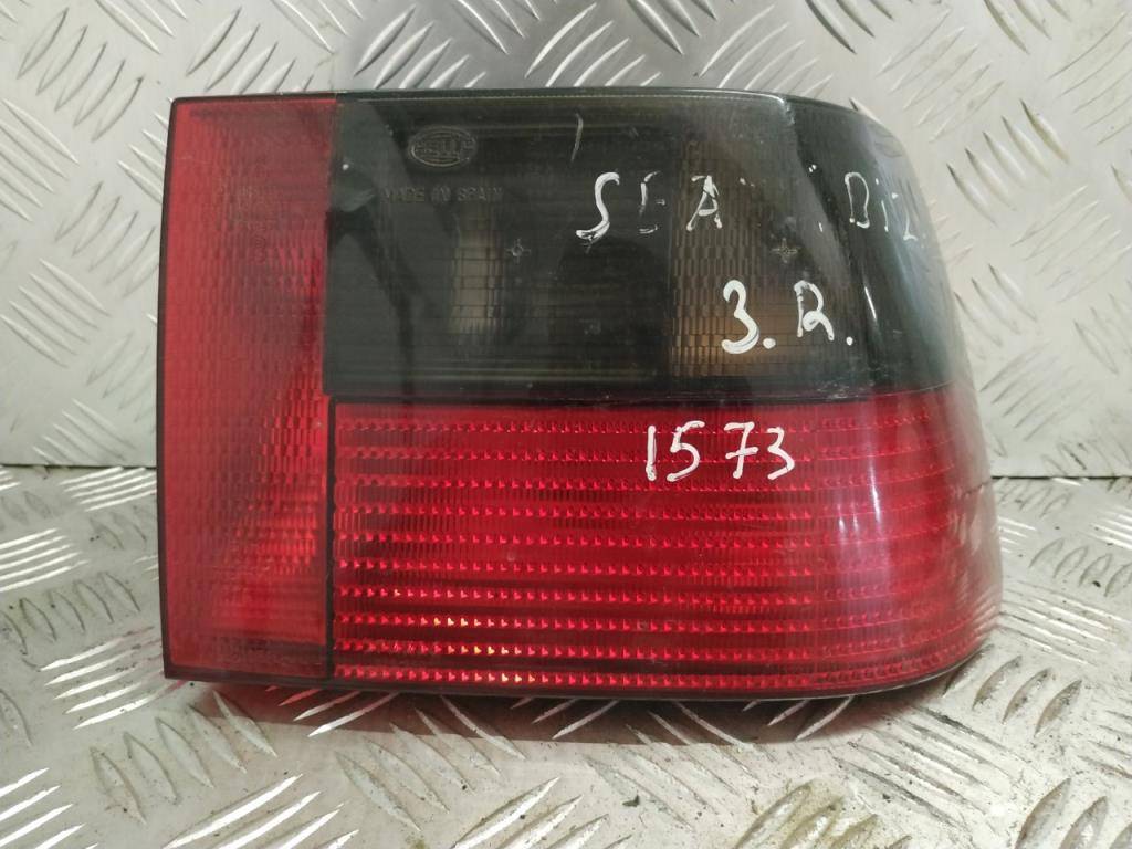 фонарь задний правый SEAT Ibiza 2 поколение 1999, хетчбэк 5 дв., 63289 - фото №1