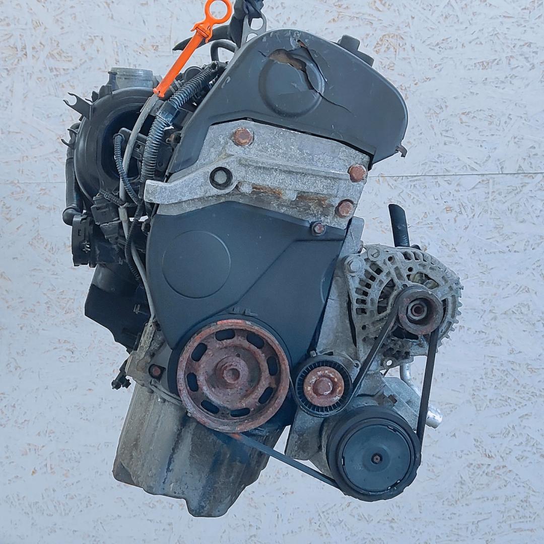 двигатель SEAT Ibiza 3 поколение 2001, 1.4 л., BBZ, бензин, 5МКПП, передний привод, BKY, AUB, BBZ - фото №1