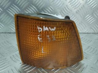 поворотник левый BMW 7 серия E32 1990, 63131374013