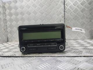 магнитола Volkswagen Passat B6 2009, 2.0 л., TDi, CBAA, дизель, 6МКПП, серебристый, седан, передний привод, правый руль, 1K0035186AA