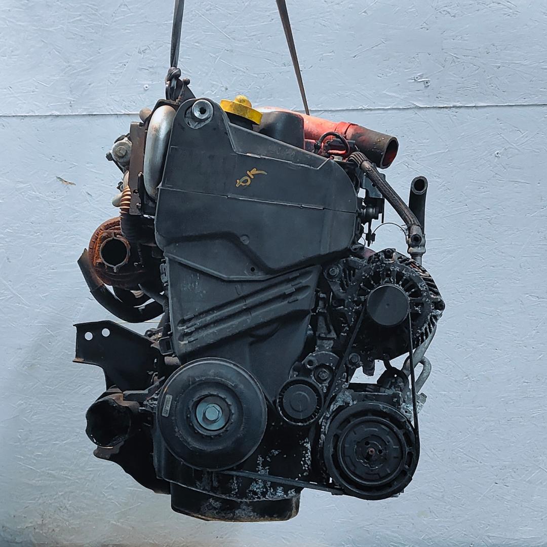 двигатель Renault Scenic 3 поколение 2010, 1.5 л., DCi, K9K 832, дизель, 6МКПП, передний привод, K9K832 - фото №1