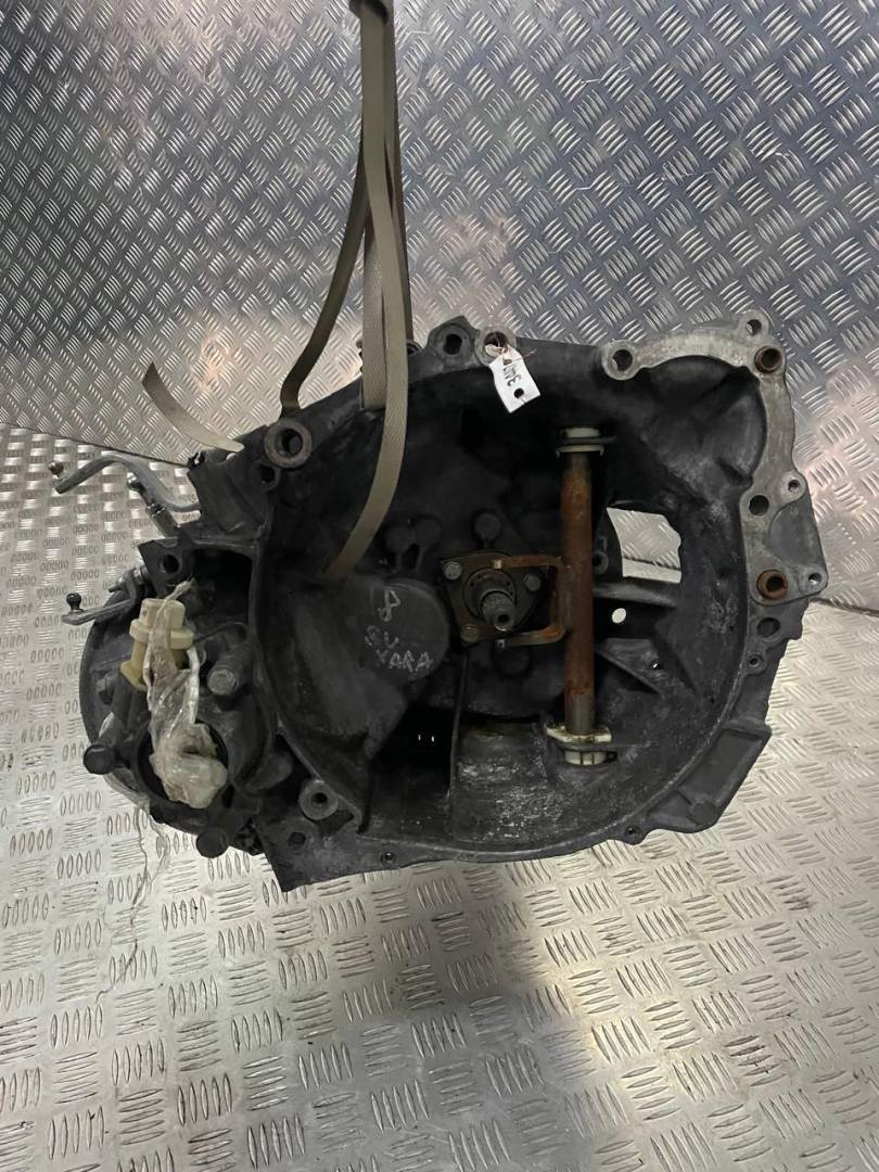 КПП механическая (МКПП) Citroen Xsara Picasso 1998, 1.8 л., i, бензин, 20TU80 - фото №1