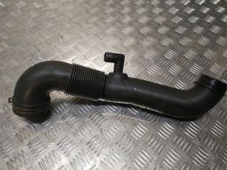 патрубок воздушного фильтра Volkswagen Transporter T5 2006, 1.9 л., TDi, дизель, 7H0129615D