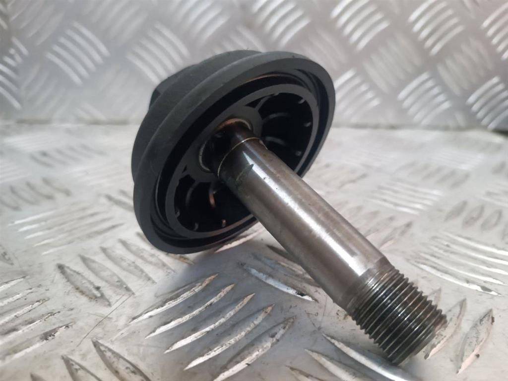 Крышка теплообменника Volkswagen Caddy 3 поколение 2006, 1.9 л., TDi, дизель, 045117061D - фото №1