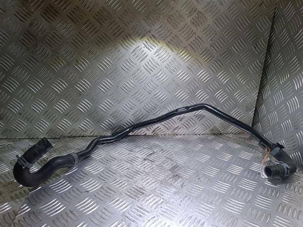 трубка охлаждающей жидкости Volkswagen Passat B6 2009, 2.0 л., TDi, дизель, 5N0121070F - фото №1