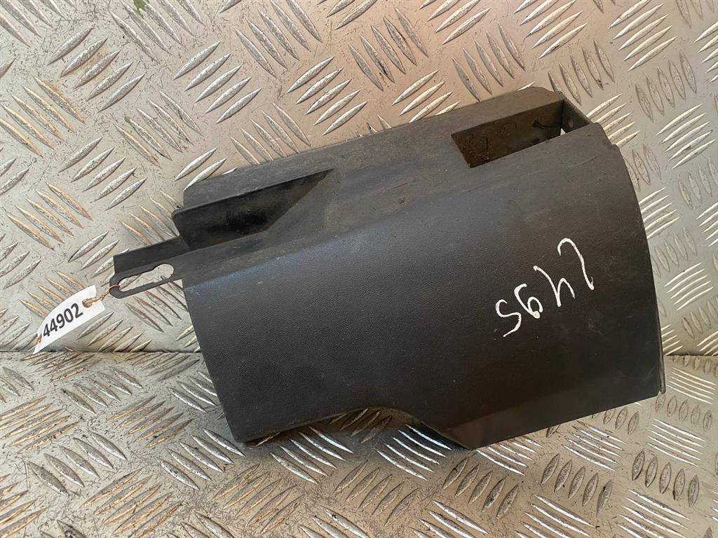 накладка на порог Volkswagen Passat B6 2007, 2.0 л., TDi, BMR, дизель, 6МКПП, чёрный, седан, передний привод, правый руль, 3C0853898 - фото №1