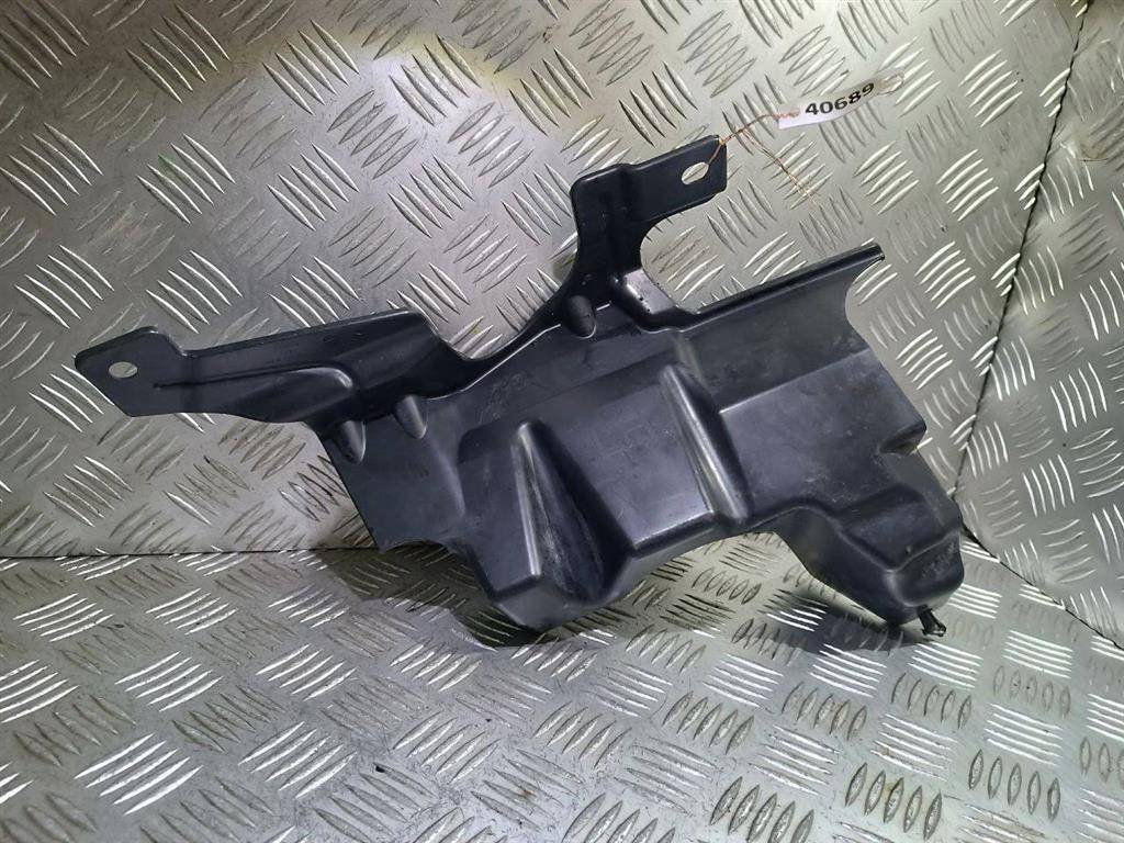 пыльник двигателя Land Rover Discovery 5 поколение 2018, 3.0 л., 306DT, дизель, АКПП, фиолетовый, полный привод, правый руль, HPLA56373AB - фото №1