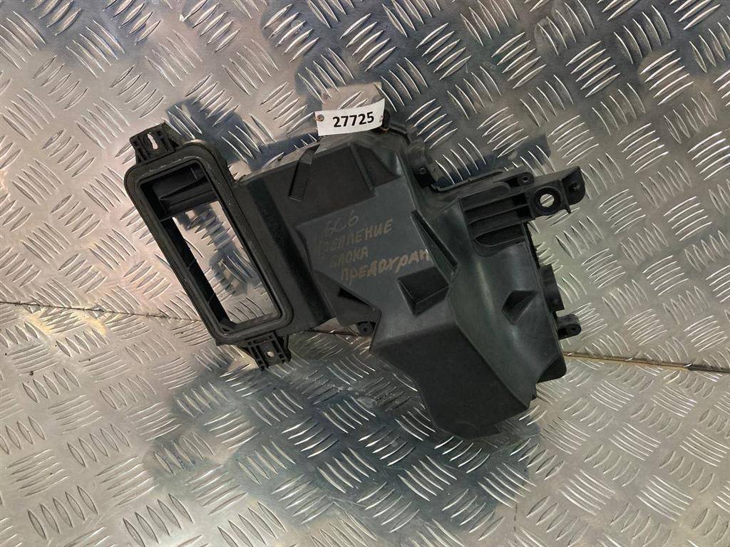 блок предохранителей Audi A6 4F/C6 2007, 3.2 л., i, бензин, АКПП, 4F0941824 - фото №1