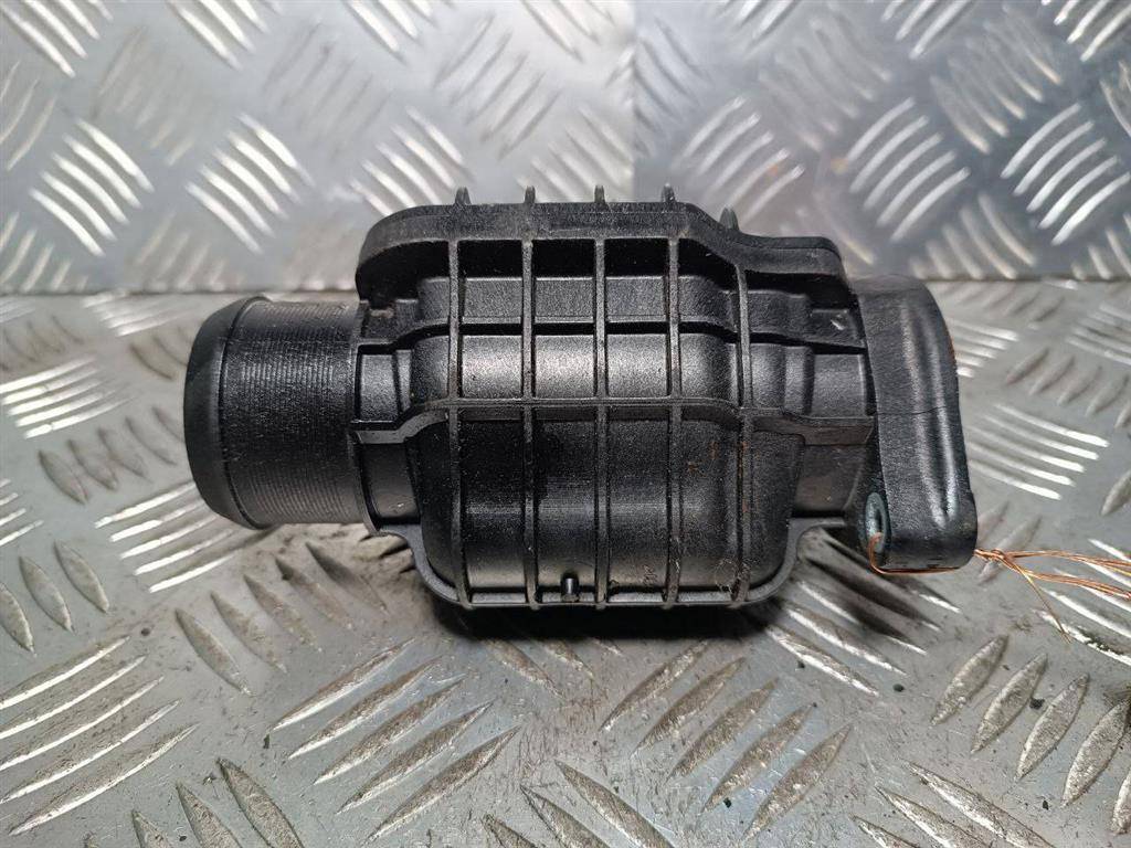 патрубок интеркулера Peugeot 308 T7 2010, 1.6 л., HDi, дизель, 9687261180 - фото №1