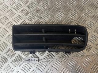 заглушка (решетка) в бампер Volkswagen Golf 4 поколение 2001, 1J0853665B