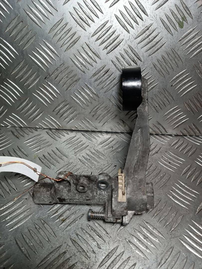 механизм натяжения ремня, цепи Peugeot 207 1 поколение 2008, i, V75710158003 - фото №1