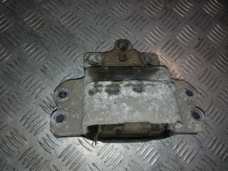 подушка крепления двигателя Skoda Octavia RS 2 поколение [рестайлинг] 2011, 2.0 л., TDi, CEGA, дизель, робот, белый, универсал, передний привод, правый руль, 1K0199555