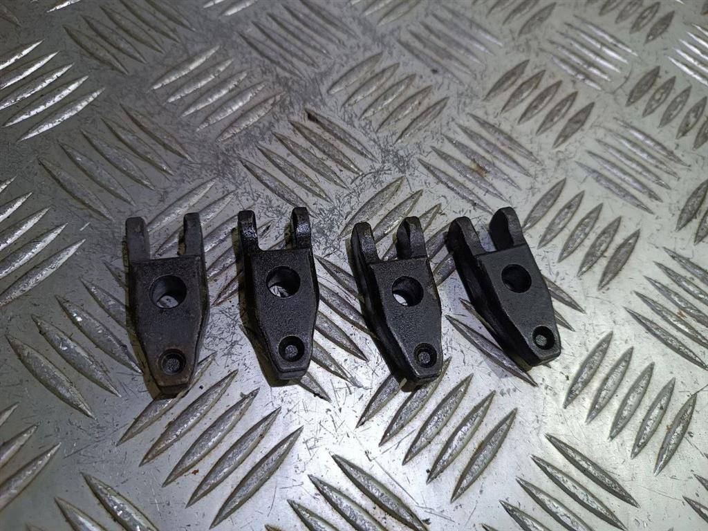 крепление форсунки Peugeot 407 1 поколение 2007, 2.0 л., HDi, дизель - фото №1