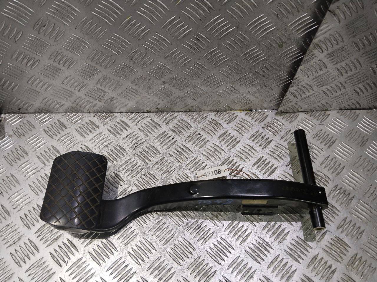 педаль тормоза Audi Q7 4L 2006, 3.0 л., TDi, BUG, дизель, АКПП, бежево-серый, внедорожник 5 дв., полный привод, правый руль, 7L0723142C - фото №1