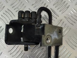 петля двери Audi A6 4F/C6 2005, 8E0831412B