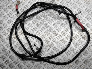 клемма аккумулятора плюс Audi A6 4F/C6 2006, 2.4 л., i, BDW, бензин, вариатор, чёрный, седан, передний привод, правый руль, 4F0971225H