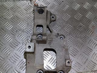 кронштейн (крепление) Volkswagen Passat B6 2006, 2.0 л., FSI, бензин, 06F903143F