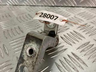 петля двери Volkswagen Passat B5 1997, седан