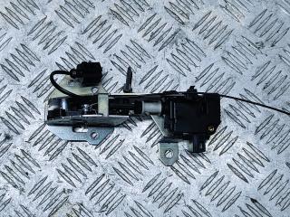 Замок стекла двери багажника Volkswagen Touareg 1 поколение [рестайлинг] 2007, 2.5 л., TDi, BPE, дизель, АКПП, чёрный, внедорожник 5 дв., полный привод, правый руль, 7L0827506E