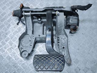 педаль тормоза Volkswagen Touareg 1 поколение [рестайлинг] 2007, 2.5 л., TDi, BPE, дизель, АКПП, чёрный, внедорожник 5 дв., полный привод, правый руль, 7L0723142C, 7L0723031J, 0487125, 7L0723117A, 7L0971341L