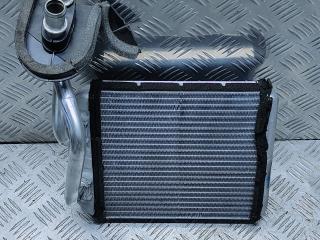 радиатор отопителя (печки) Audi Q7 4L 2006, 3.0 л., TDi, BUG, дизель, АКПП, бежево-серый, внедорожник 5 дв., полный привод, правый руль, 7H1819121, 52495273