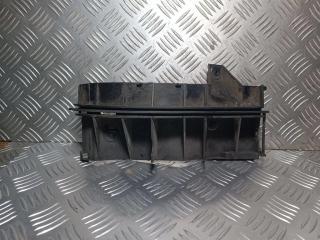 Крепление бампера заднего Audi A3 8L 1998, 8L0807378A