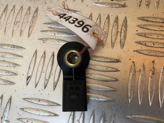 датчик детонации Skoda Praktik 1 поколение 2010, 1.2 л., TDi, CFWA, дизель, МКПП, 261231146