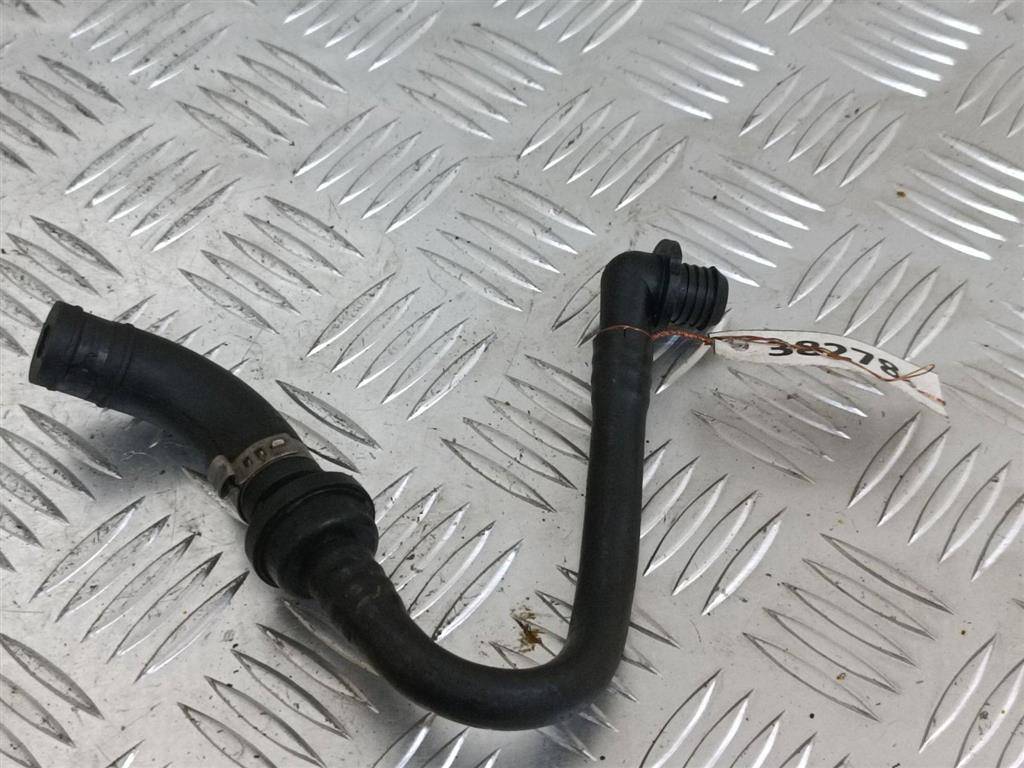 трубка вакуумная Volkswagen Golf 4 поколение 2000, 2.0 л., i, бензин, 1J0612041S - фото №1