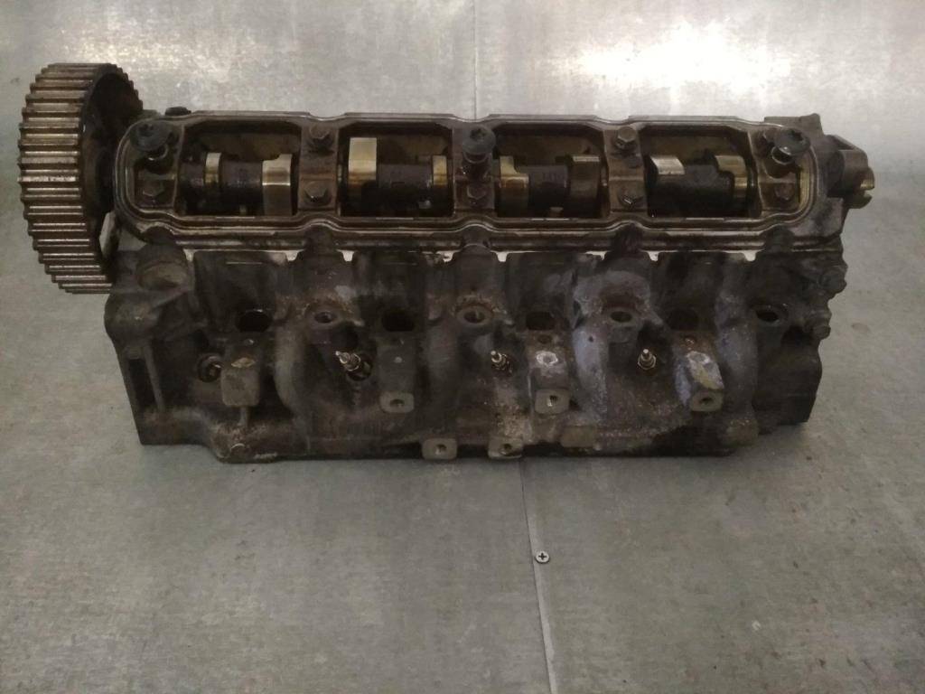 головка блока цилиндров Renault Laguna 2 поколение 2003, 1.9 л., DCi, дизель - фото №1