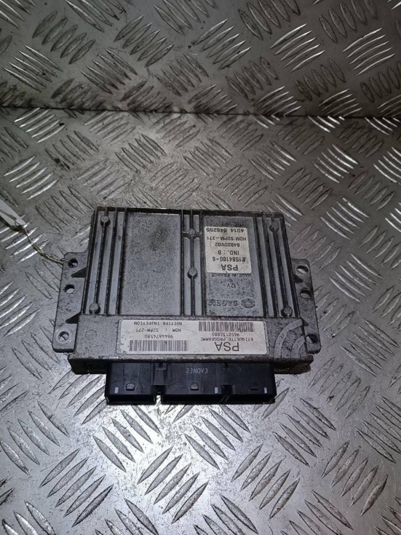 блок управления двигателем Citroen C5 1 поколение 2003, 1.8 л., i, бензин, МКПП, 9644674580 - фото №1